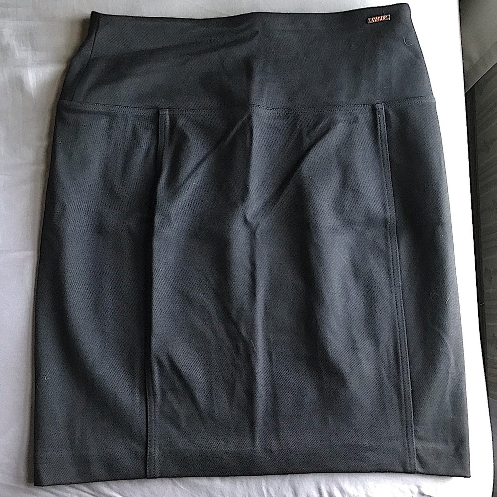 Ivanka Trump Black Pull-on Pencil Skirt